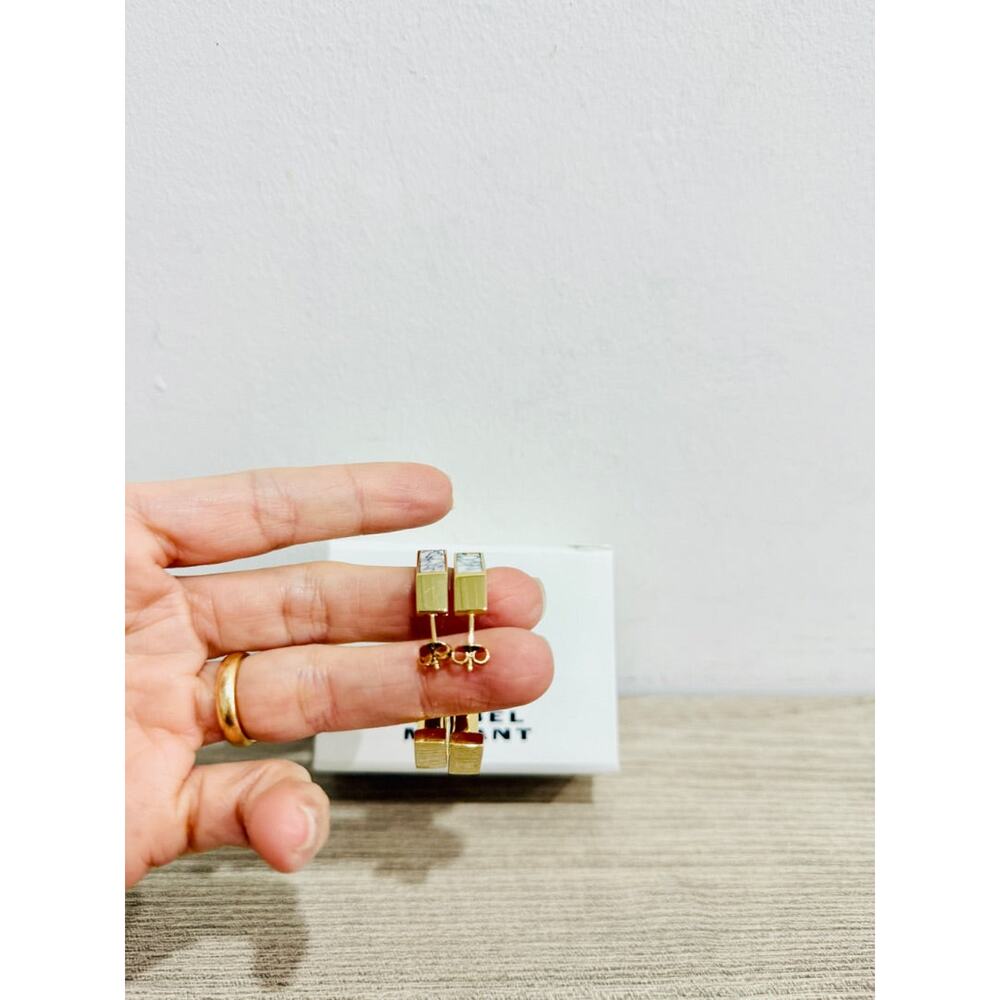 NWT Isabel Marant Gold-Tone Brass Green and White Inlay Boucle Hoop Earrings - Picture 5 of 6
